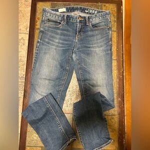 GAP Women's Classic Straight Leg Blue Jeans